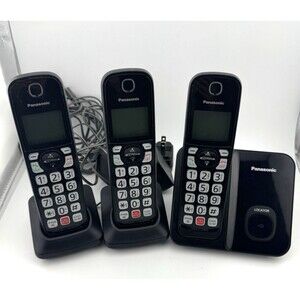Panasonic Cordless Phone w/Answering Machine, 3 handsets/charge bases KX-TGD833M